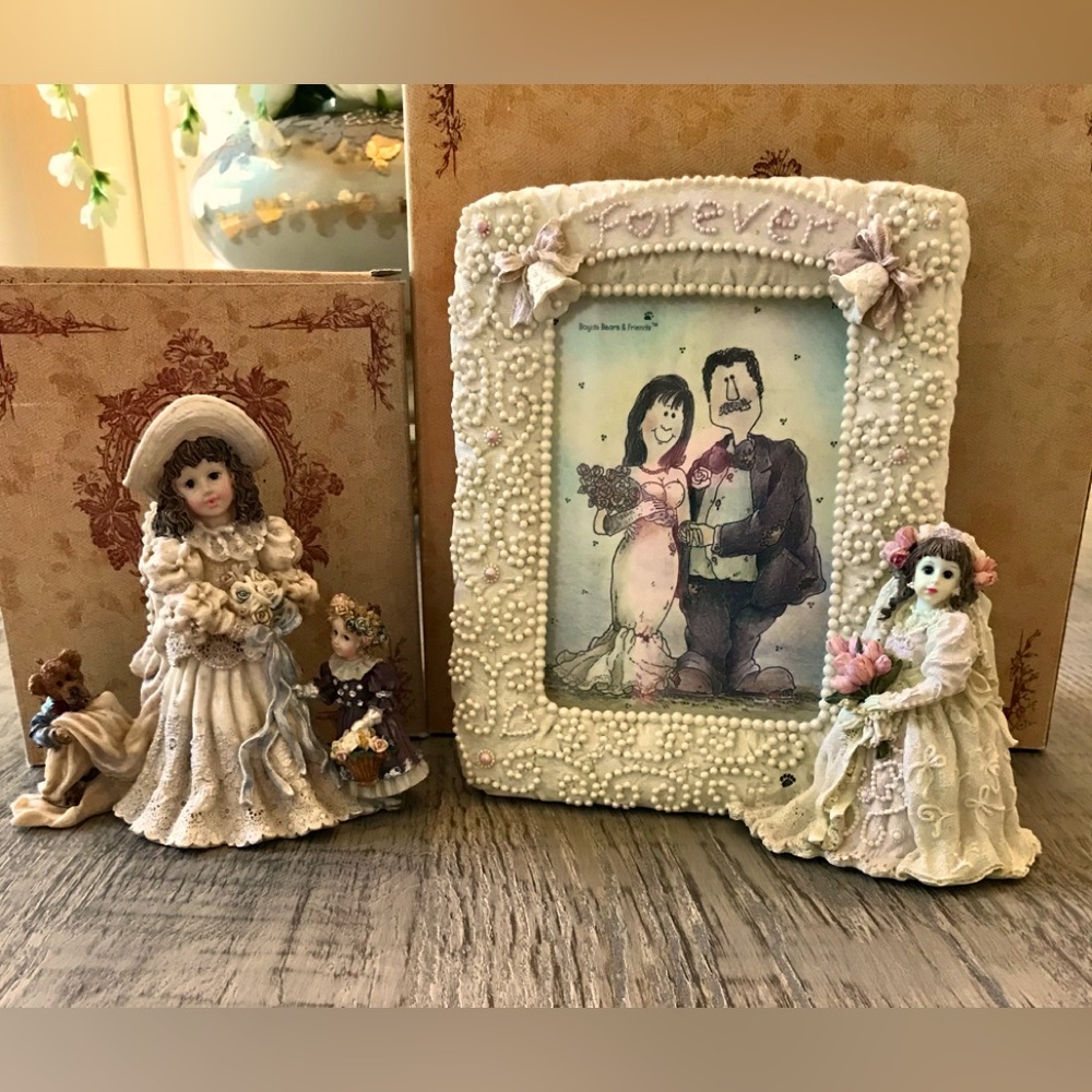 Boyd’s Collection, Yesterday’s Child Set of 2 Dollstone Figurines, Wedding Theme